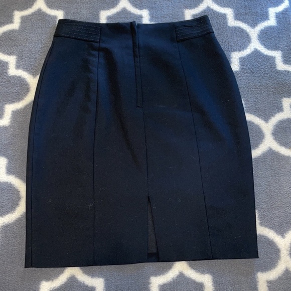H&M black pencil skirt - Picture 4 of 6